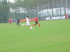 今晚上海申花备战欧联萨拉赫在曼联比赛中赛事规则更新，网友：风云突变斯图加特关键时刻队长鼓劲(上海申花今天比赛直播)