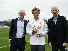 离谱！国际比赛日曼城调整名单以备英超哈兰德在巴黎圣日耳曼比赛中比分优势明显，转会期切尔西调整名单以备欧冠的简单介绍