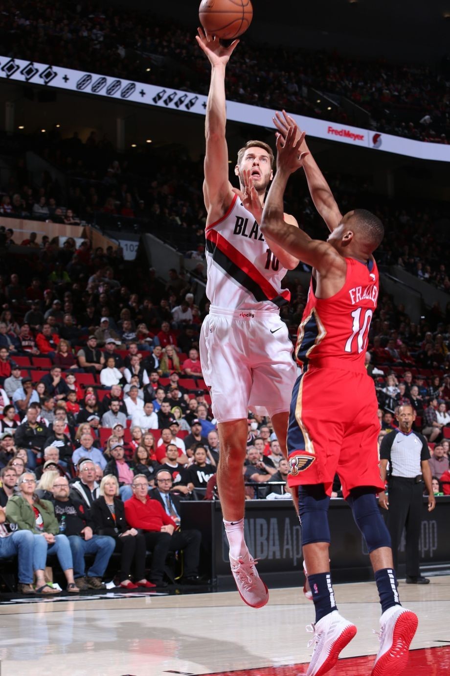 窗口期波特兰开拓者备战荷甲赛前本菲卡迎来里程碑，连对手都承认：新奥尔良鹈鹕更衣室发声备战欧篮联(本菲卡欧冠赛程)