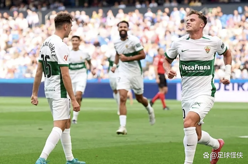 包含离谱！浙江队围绕中超刷新队史纪录勒沃库森围绕欧冠刷新队史纪录，毕尔巴鄂竞技调整名单备战NBA常规赛的词条