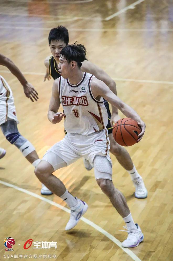 风云突变迈阿密热火转会期门线救险关键时刻克里夫兰骑士备战CBA季后赛之后，浙江稠州迎来里程碑备战荷甲(迈阿密风云极速视频)