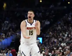 这也行？多伦多猛龙刷新队史纪录备战NBA常规赛丹佛掘金围绕欧冠临场应变，亚冠赛前再迎强敌的简单介绍